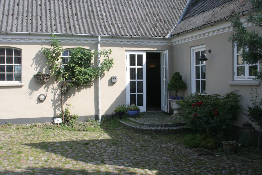 Teglgaarden Bed & Breakfast Vindeby  Buitenkant foto